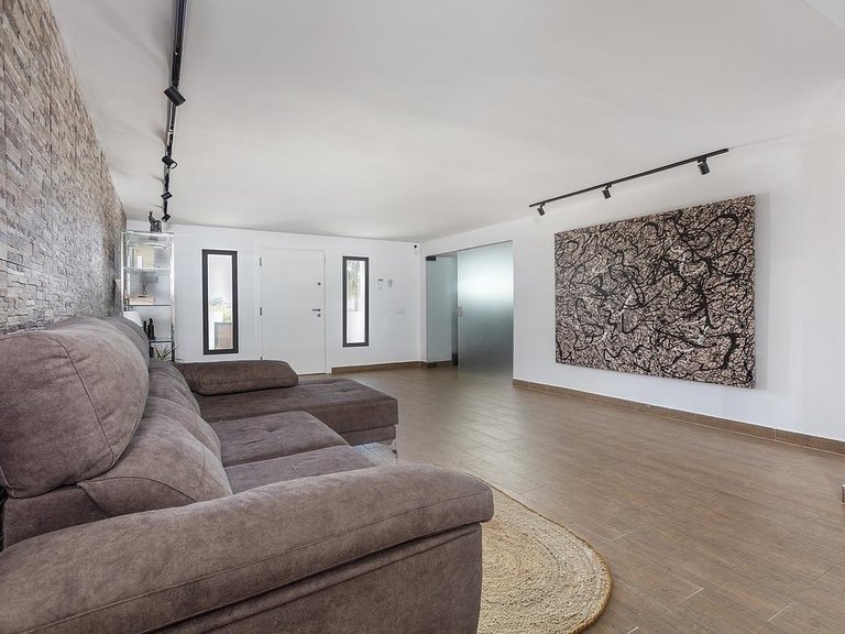 Villa for Sale in Costa del Sol Estepona, Malaga 11