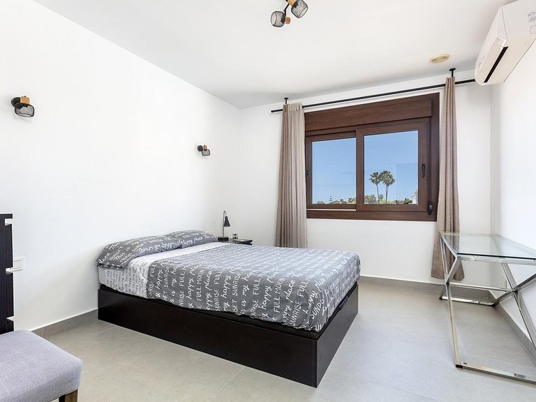 Villa for Sale in Costa del Sol Estepona, Malaga 19
