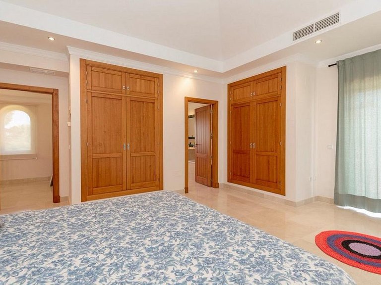 Villa for Sale in Costa de la Luz (Cadiz) Cadiz, Cadiz 9
