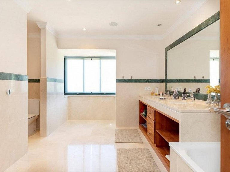 Villa for Sale in Costa de la Luz (Cadiz) Cadiz, Cadiz 12