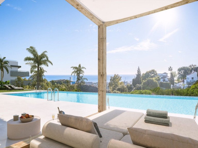Apartment for Sale in Costa del Sol Marbella, Malaga 1