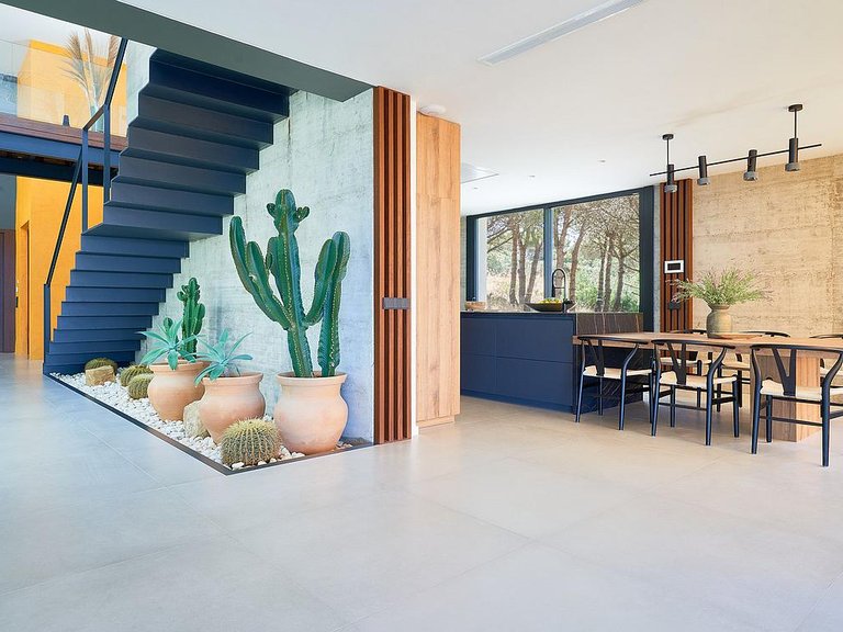 Villa for Sale in Costa de la Luz (Cadiz) Sotogrande, Cadiz 9
