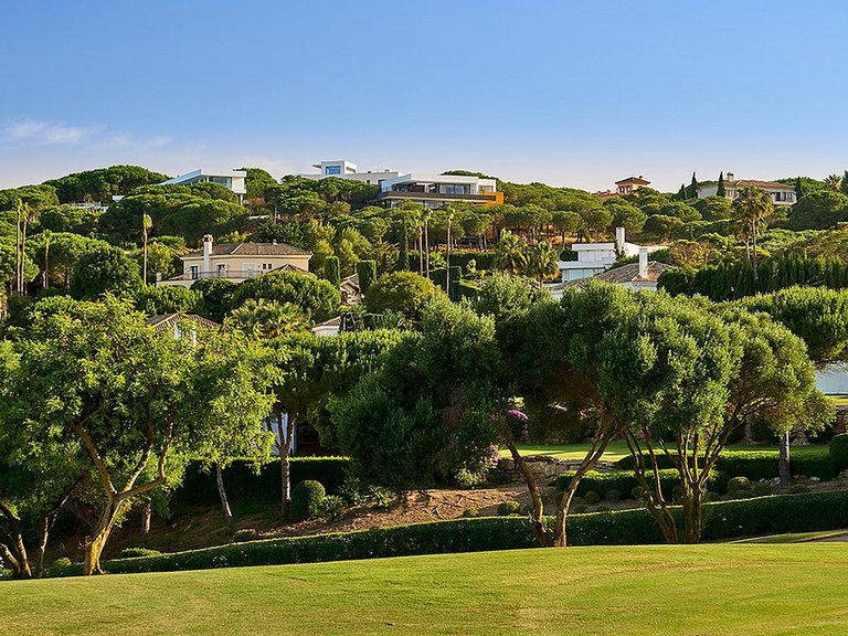 Villa for Sale in Costa de la Luz (Cadiz) Sotogrande, Cadiz 20