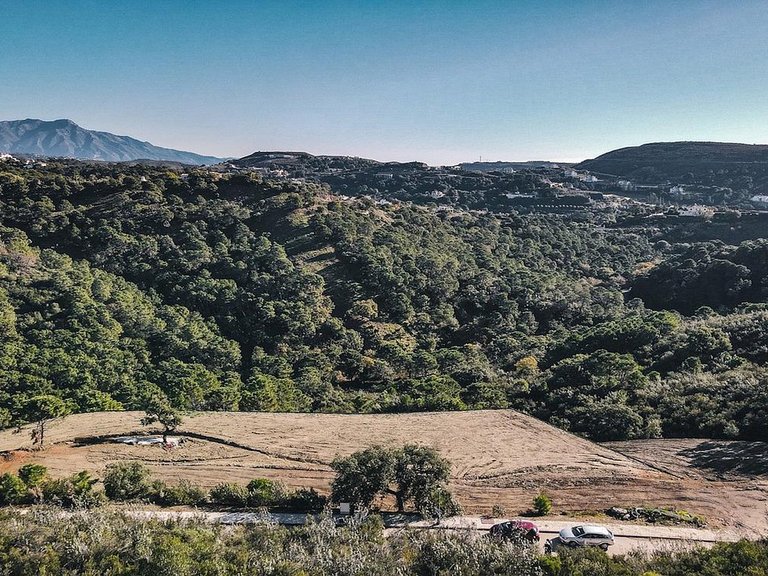 Villa for Sale in Benahavís, Malaga 9