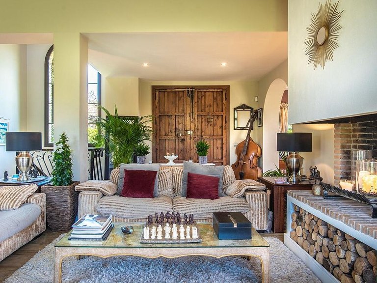 Villa for Sale in Costa del Sol Estepona, Malaga 5