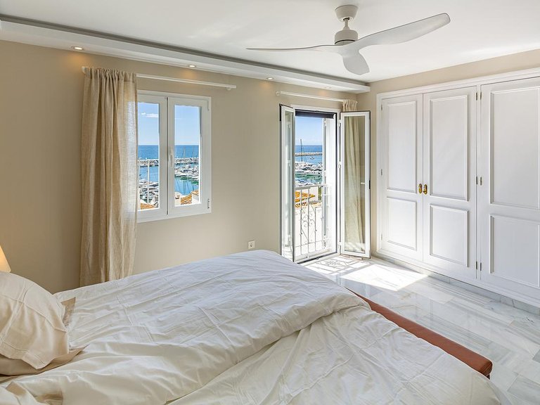 Apartment for Sale in Costa del Sol Puerto Banus, Malaga 10
