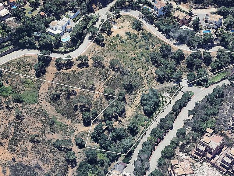 Plot for Sale in Costa del Sol Elviria, Malaga 2