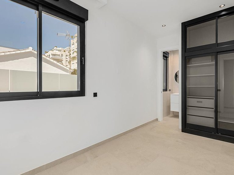 Villa for Sale in Costa del Sol Marbella, Malaga 7