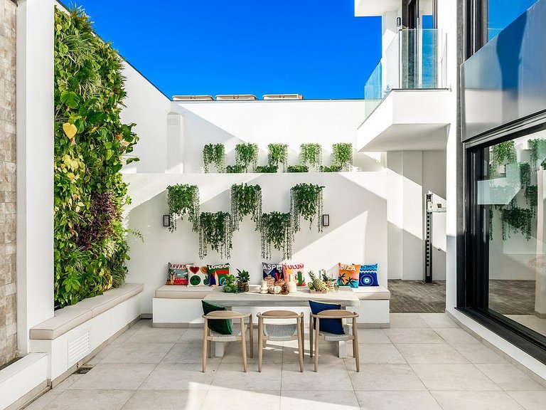 Villa for Sale in Costa del Sol Marbella, Malaga 12