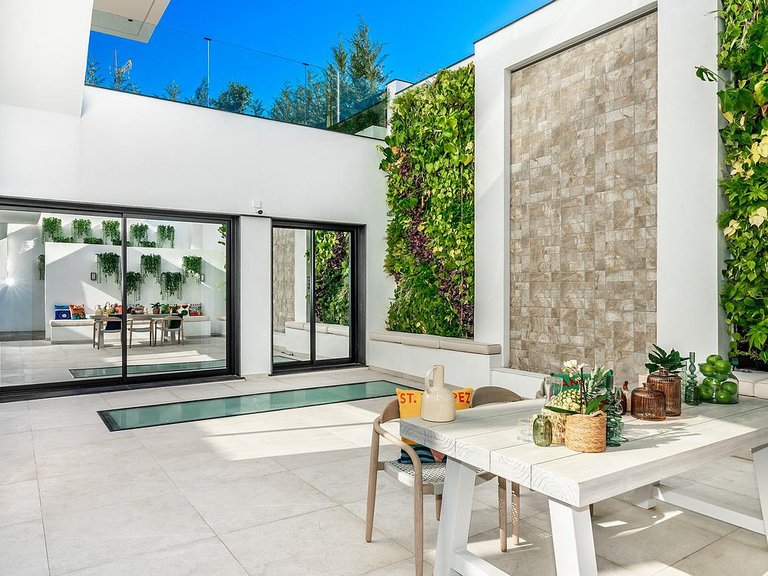 Villa for Sale in Costa del Sol Marbella, Malaga 13
