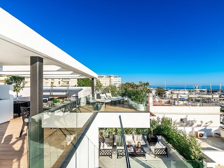 Villa for Sale in Costa del Sol Marbella, Malaga 17