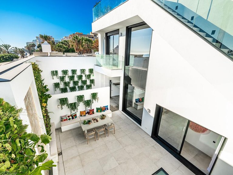 Villa for Sale in Costa del Sol Marbella, Malaga 20