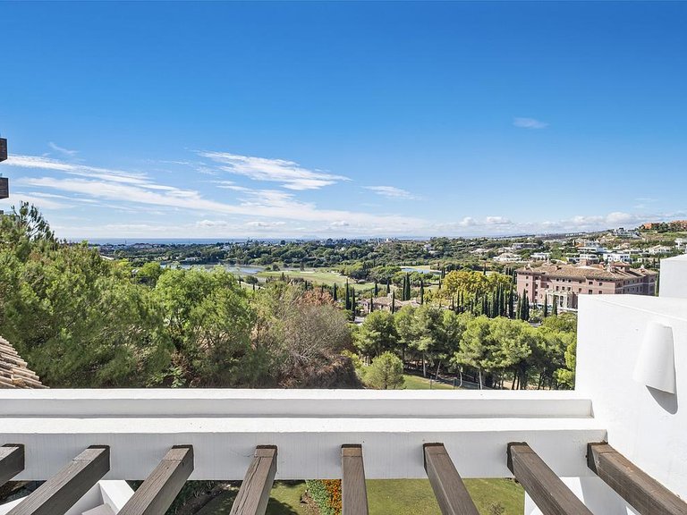 Apartment for Sale in Costa del Sol Benahavís, Malaga 1