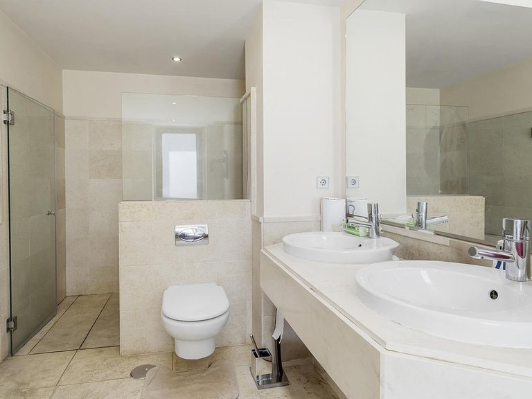 Apartment for Sale in Costa del Sol Benahavís, Malaga 15