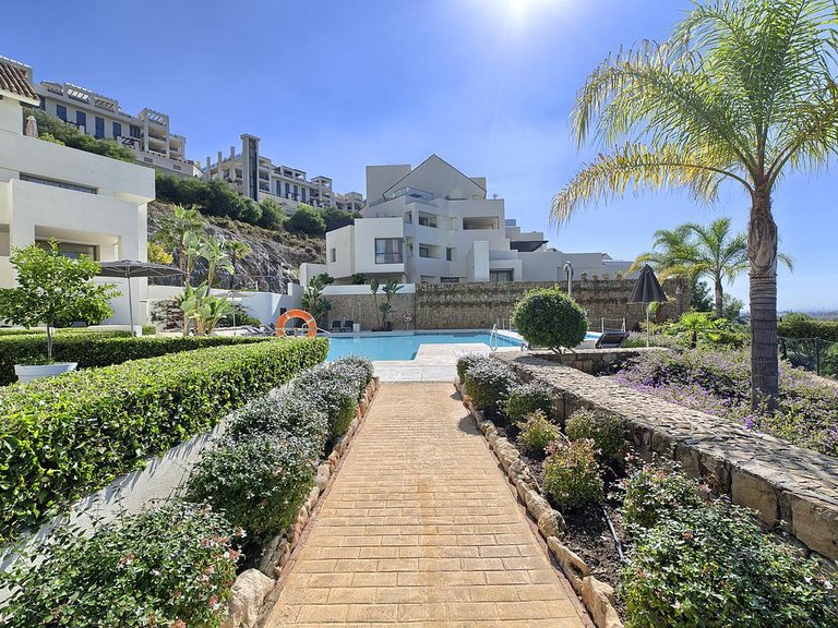 Apartment for Sale in Costa del Sol Benahavís, Malaga 18