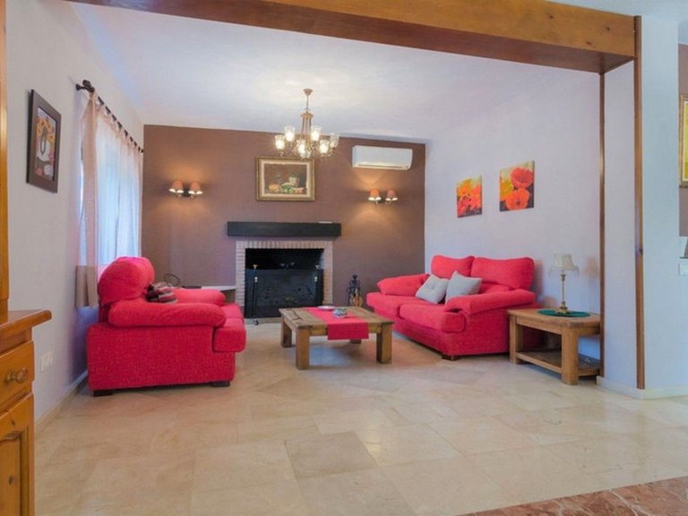 Country House for Sale in Costa del Sol Estepona, Malaga 6