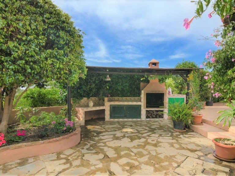 Country House for Sale in Costa del Sol Estepona, Malaga 14