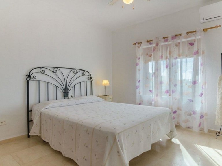 Country House for Sale in Costa del Sol Estepona, Malaga 20