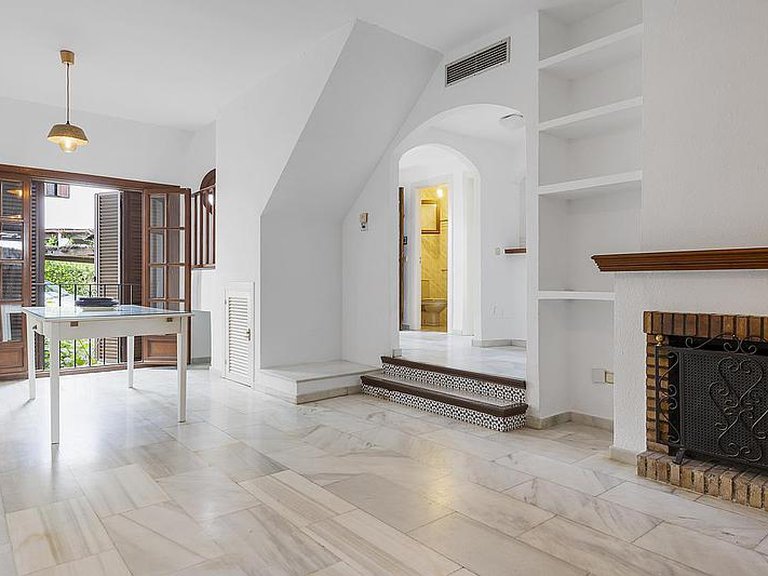 Town House for Sale in Costa del Sol Estepona, Malaga 2