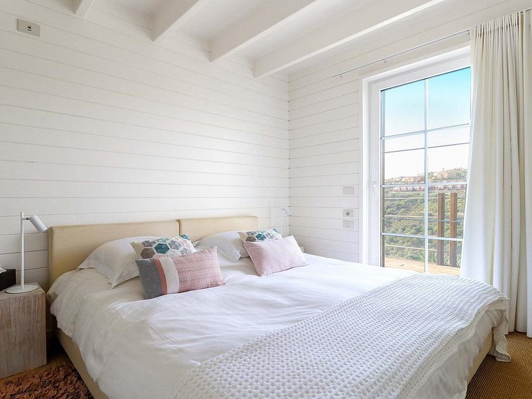 Villa for Sale in Costa del Sol Benahavís, Malaga 15