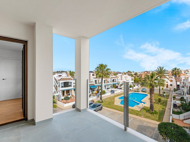 Penthouse for Sale in Costa Blanca Villamartin, Alicante 1
