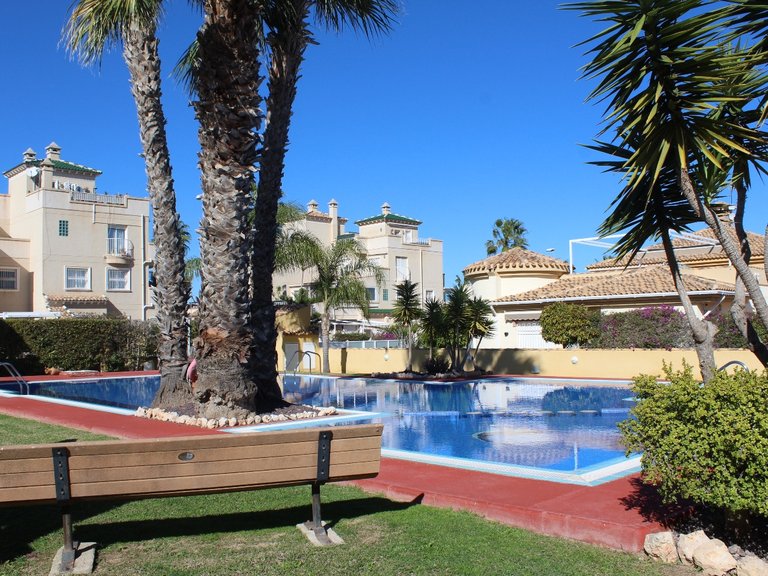 Town House for Sale in Villamartin, Alicante 28