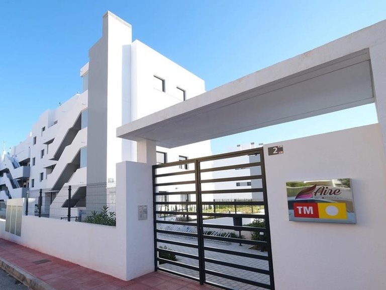 Apartment for Sale in Villamartin, Alicante 17