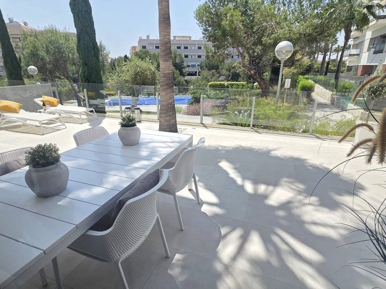 Apartment for Sale in Costa Blanca Villamartin, Alicante 1