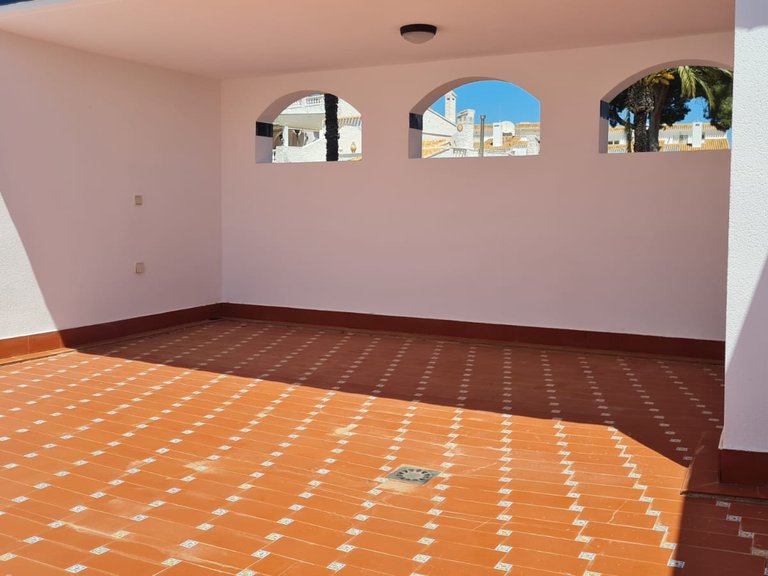Villa for Sale in Villamartin, Alicante 14