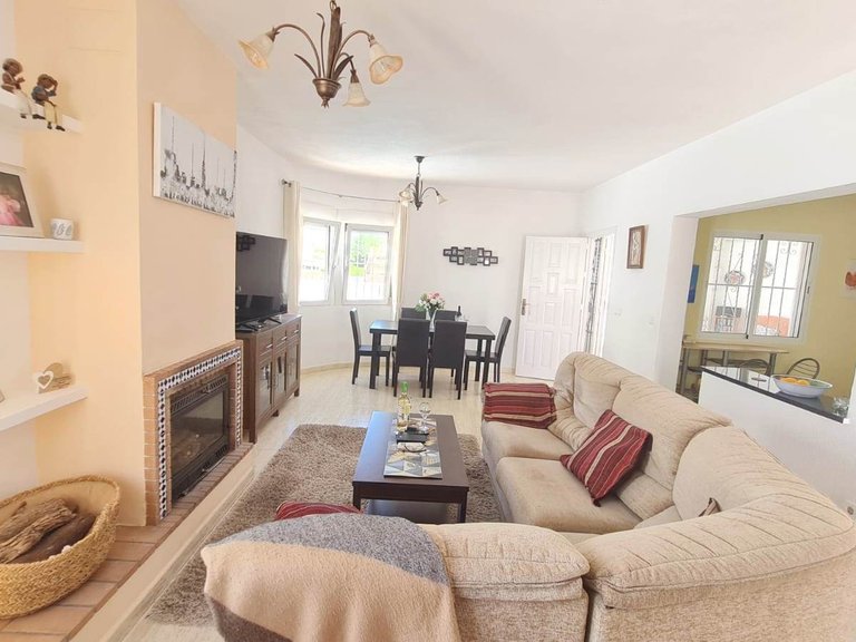 Villa for Sale in Costa Blanca Orihuela Costa, Alicante 4