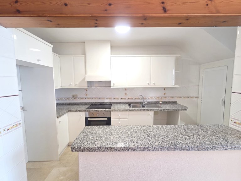 Villa for Sale in Villamartin, Alicante 6