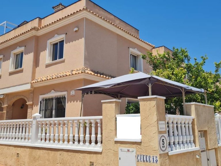 Town House for Sale in Villamartin, Alicante 27