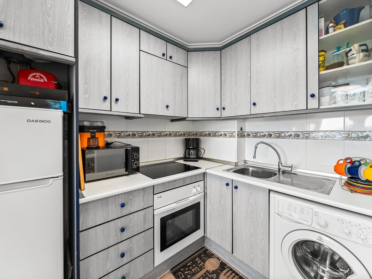 Apartment for Sale in Torrevieja, Alicante, 11