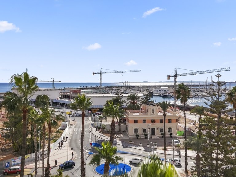 Apartment for Sale in Torrevieja, Alicante, 27