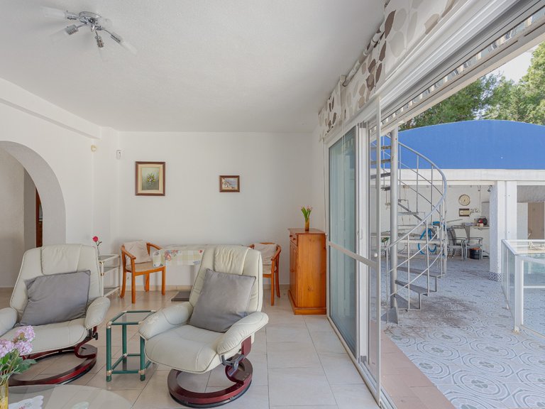 Villa for Sale in Costa Blanca Torrevieja, Alicante 8