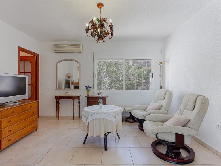 Villa for Sale in Costa Blanca Torrevieja, Alicante 5