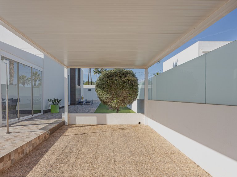 Villa for Sale in Costa Blanca Orihuela Costa, Alicante 5