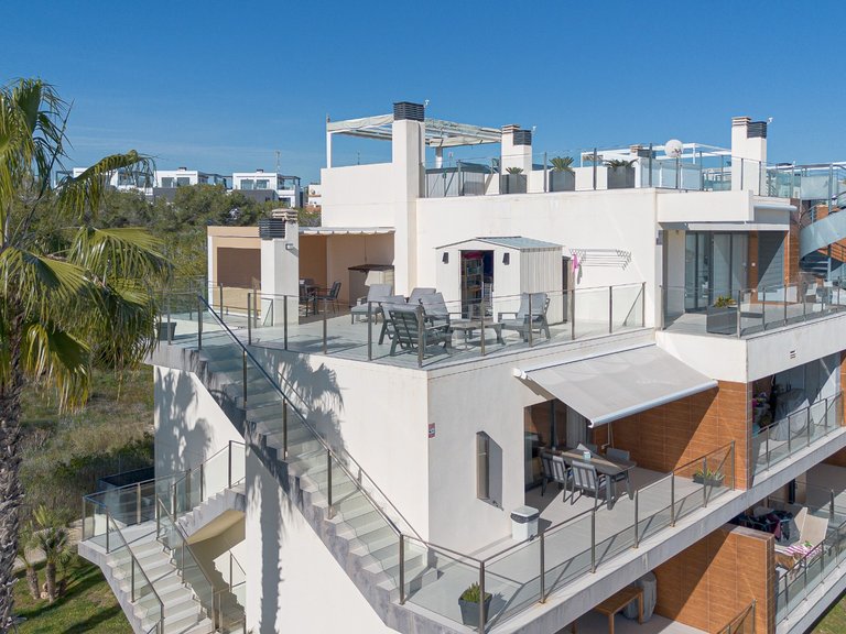 Apartment for Sale in Costa Blanca Orihuela Costa, Alicante 2