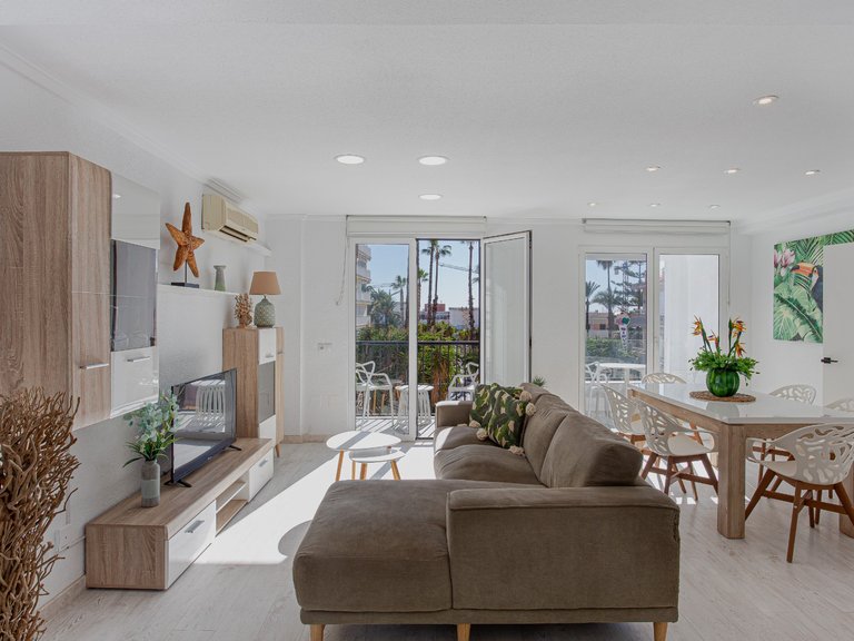 Apartment for Sale in Costa Blanca Torrevieja, Alicante 1