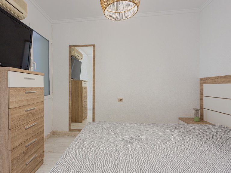 Apartment for Sale in Costa Blanca Torrevieja, Alicante 17