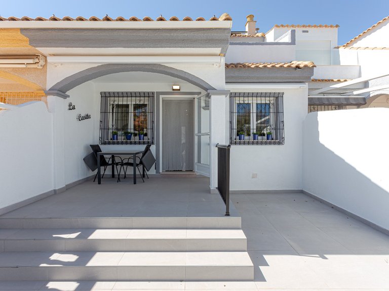 Villa for Sale in Costa Blanca Pilar De La Horadada, Alicante 25