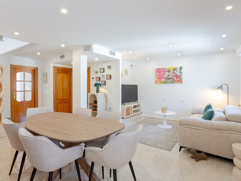 Villa for Sale in Costa Blanca Pilar De La Horadada, Alicante 1