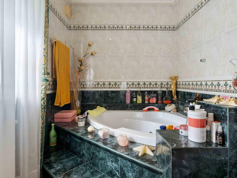 Villa for Sale in Cabo Roig, Alicante 20