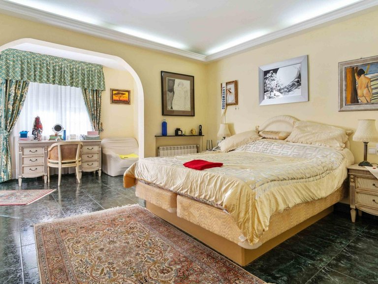 Villa for Sale in Cabo Roig, Alicante 18