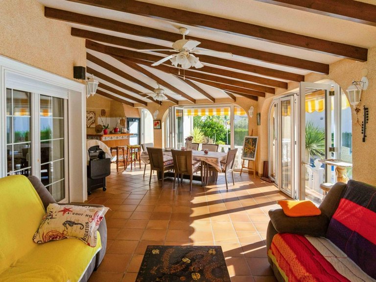 Villa for Sale in Cabo Roig, Alicante 34