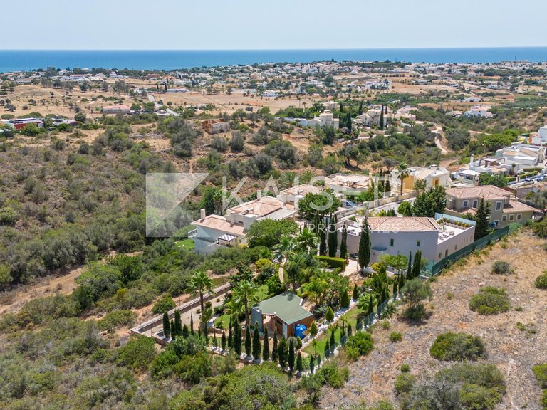 Villa for Sale in Albufeira, Albufeira 3