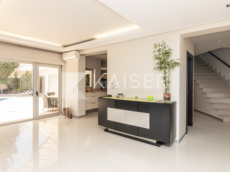 Villa for Sale in Albufeira, Albufeira 13