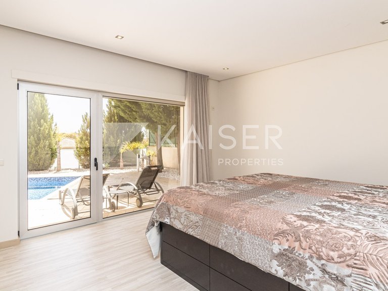 Villa for Sale in Albufeira, Albufeira 18