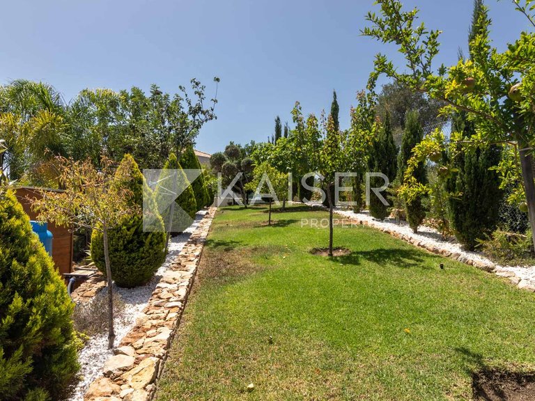 Villa for Sale in Albufeira, Albufeira 39