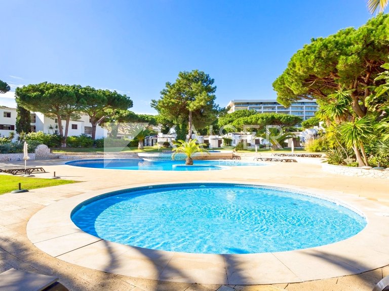 Apartment for Sale in Albufeira, Albufeira 1
